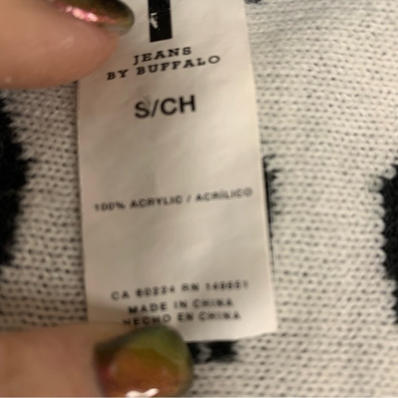 Jeans by Buffalo open front Black and White Patterned Women's Sweater size small - Picture 5 of 8